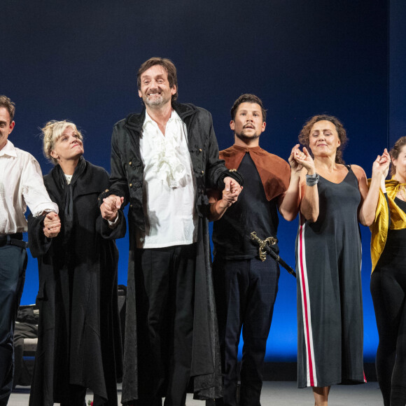Exclusif - Jean Gardeil, Thierry Pietra, Isabelle Nanty, Pierre Palmade, Yvan Naubron, Laurence Yayel, Anne-Elisabeth Blateau, Rémi Deval - Spectacle de la "Troupe à Palmade" sur la scène du théâtre de l'Oeuvre à Paris, avec I.Nanty en invitée d'honneur. Le 30 juin 2019 © Pierre Perusseau / Bestimage