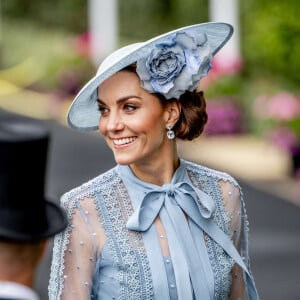 Kate Middleton (en robe Elie Saab) - La famille royale britannique et les souverains néerlandais lors de la première journée des courses d'Ascot 2019, à Ascot, le 18 juin 2019.