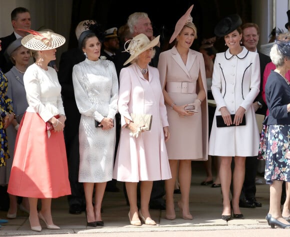 Kate Middleton (en manteau Catherine Walker) avec Sophie Rhys-Jones, comtesse de Wessex, la reine Letizia d'Espagne, Camilla Parker Bowles, duchesse de Cornouailles, la reine Maxima des Pays-Bas - Le service de la Jarretière (the Garter service) à la chapelle St Georges à Windsor le 17 Juin 2019.