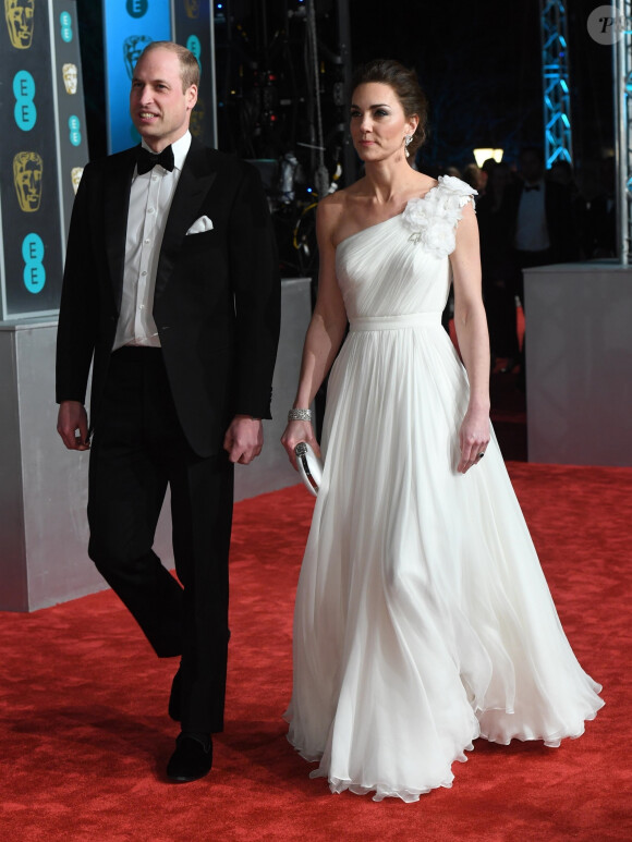 Kate Middleton (en robe Alexander McQueen) et le prince William arrivent à la 72ème cérémonie annuelle des BAFTA Awards (British Academy Film Awards 2019) au Royal Albert Hall à Londres, le 10 février 2019.