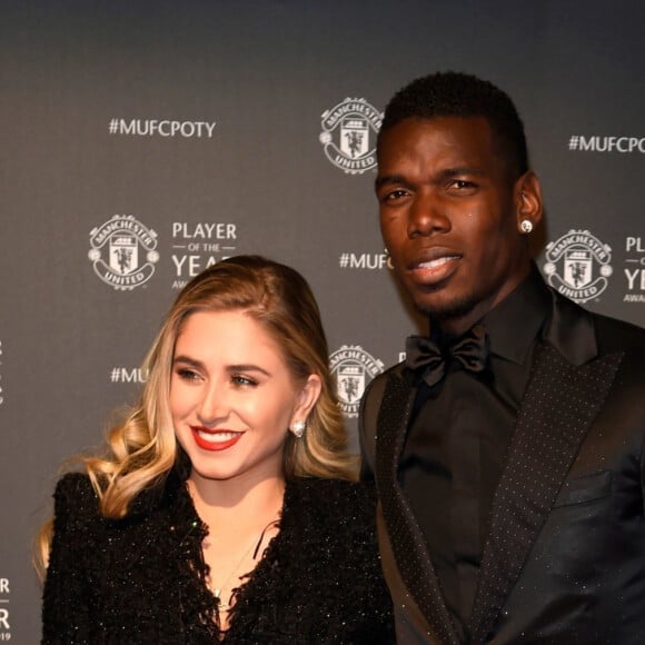 Paul Pogba et sa compagne Maria Salaues lors de la soirée du prix du joueur de l'année de Manchester United 2019 au stade Old Trafford à Manchester, Royaume Uni, le 9 mai 2019.