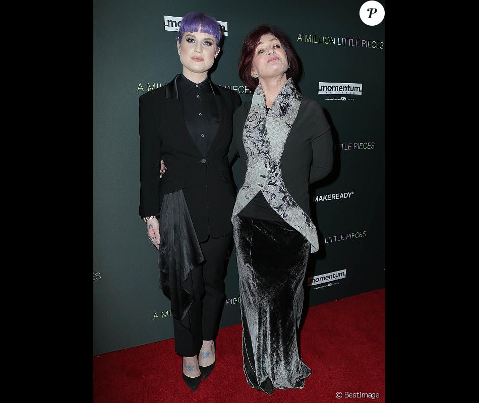 Kelly Osbourne et sa mère Sharon Osbourne à la première du film &quot;A Million Little Pieces&quot; à Los Angeles, le 4 décembre 2019.
