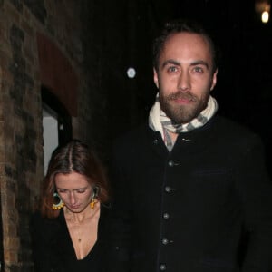 James Middleton et sa fiancée Alizée Thevenet à la soirée célébrant les fiançailles de la princesse Beatrice et Edoardo Mapelli Mozzi à Londres, le 18 décembre 2019.