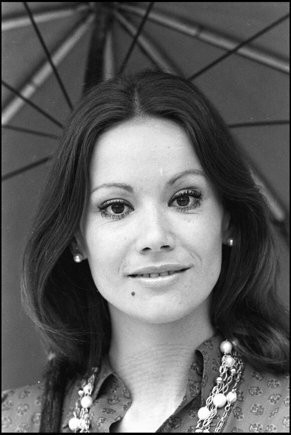 Claudine Auger au Festival de Cannes en 1971.