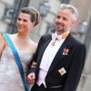 La princesse Märtha Louise de Norvège et Ari Behn, son mari de 2002 à 2017, le 13 juin 2015 à Stockholm pour le mariage du prince Carl Philip de Suède et de Sofia Hellqvist. Ari Behn s'est suicidé le 25 décembre 2019, se donnant la mort à l'âge de 47 ans. Il était père de trois filles avec Märtha Louise.