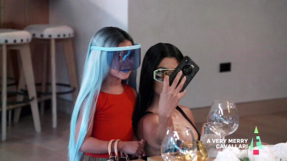 La famille Kardashian se déguise et s'imite les uns les autres dans l'épisode finable de Keeping Up With The Kardashians à Los Angeles, le 15 décembre 2019