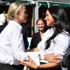 Meghan Markle, duchesse de Sussex et Misha Nonoo au magasin John Lewis sur Oxford Street pour le lancement de la collection capsule Smart Works à Londres le 12 septembre 2019.  The Duchess of Sussex (right) hugs designer Misha Nonoo at the launch the Smart Works capsule collection at John Lewis in Oxford Street, London.12/09/2019 - Londres