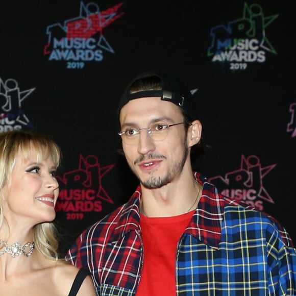 Angèle et Roméo Elvis - 21ème édition des NRJ Music Awards au Palais des festivals à Cannes le 9 novembre 2019. © Dominique Jacovides/Bestimage