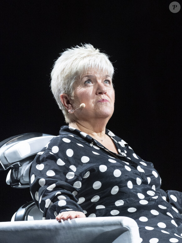 Exclusif - Mimie Mathy - Enregistrement de l'émission "La Chanson secrète 4", qui sera diffusée le 4 janvier 2020 sur TF1, à Paris. Le 17 décembre 2019 © Gaffiot-Perusseau / Bestimage
