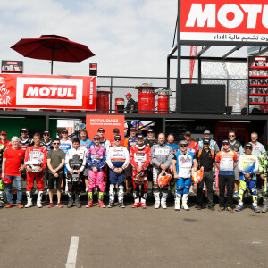 Group pictures with the Motul Originals lors de la cérémonie de départ du Dakar 2020 à Djeddah, Arabie Saoudite, le 4 janvier 2020. © François Flamand/Panoramic/Bestimage