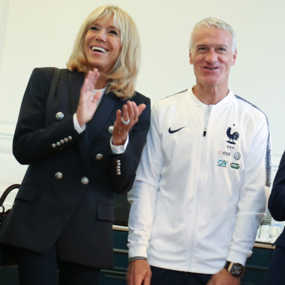 Brigitte Macron, Didier Deschamps, entraineur de l'équipe de France de Football, Noel Le Graet, président de la Fédération Francaise de Football (FFF), Emmanuel Macron, président de la République - Le président de la République accompagné de sa femme rencontre les joueurs qui vont participer à la coupe du monde de football au centre national de Clairefontaine le 5 juin 2018 © Hamilton / Pool / Bestimage