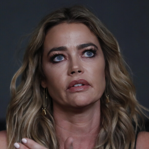 Denise Richards - Conférence de presse de la série espagnole "Resplandor y Tinieblas" ("Glow and Darkness") à Madrid, le 8 janvier 2020.