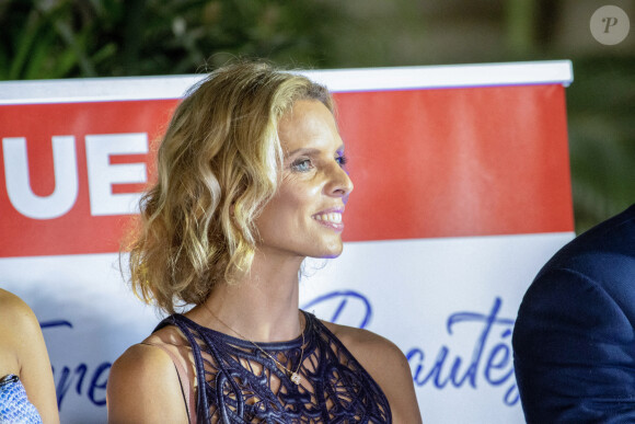 Clémence Botino, Miss France 2020 et Ophély Mézino, première dauphine de Miss Monde 2019, accueillies en grande pompe à l'aéroport de Pointe-à-Pitre, en Guadeloupe. De retour, sur leur île natale, un mois après leurs sacres. Photo de Alain Cassang/ABACAPRESS.COM