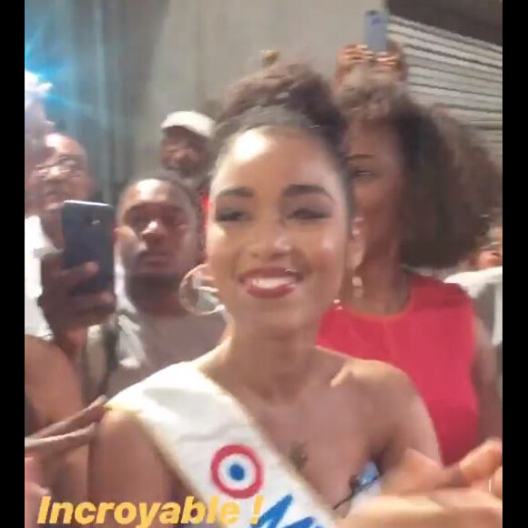Ophély Mézino et Clémence Botino de retour en Guadeloupe le 14 janvier 2020 sur Instagram.
