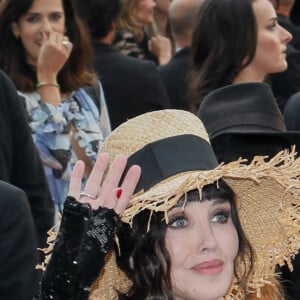 Isabelle Adjani - Arrivées à la première du film "La belle époque" lors du 72ème Festival International du Film de Cannes, France, le 20 mai 2019. © Rachid Bellak/Bestimage