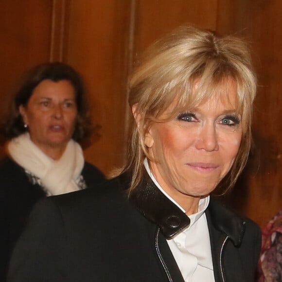 Brigitte Macron (Trogneux) - Remise du prix 2017 "Institut de France / Fondation Stéphane Bern pour l'histoire et le patrimoine" à l'Institut de France à Paris, France, le 11 janvier 2018. © CVS/Bestimage