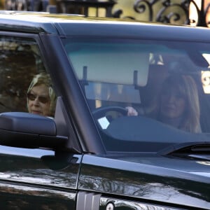 La reine Elizabeth II d'Angleterre au volant de son Range Rover à Sandringham le 11 Janvier 2020.