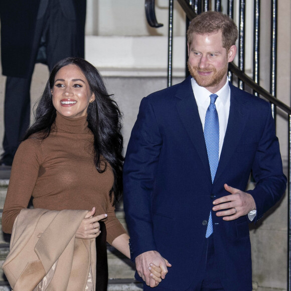 Le prince Harry, duc de Sussex, et Meghan Markle, duchesse de Sussex, en visite à la Canada House à Londres, le 7 janvier 2020, pour exprimer leur gratitude quant à l'hospitalité que le pays leur a témoignée.