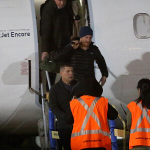 Premières photos du prince Harry à son arrivée à l'aéroport de Victoria à Sidney au Canada pour rejoindre sa femme M. Markle, la duchesse de Sussex, le 20 janvier 2020