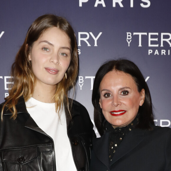 Exclusif - Marie-Ange Casta, Terry De Gunzburg - Cocktail By Terry Lance sa nouvelle collection Terrybly Paris à la galerie Véro-Dodat à Paris le 16 janvier 2020. © Marc Ausset-Lacroix/Bestimage