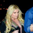 Exclusif - Jessica Simpson et son mari Eric Johnson à la sortie d'une soirée d'anniversaire à Santa Monica, le 19 avril 2019.