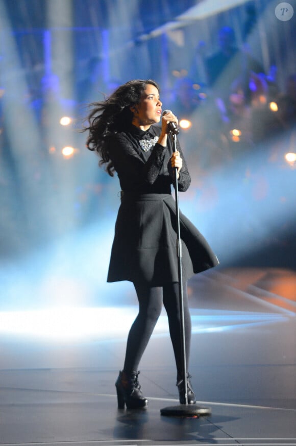 Indila durant la 30e cérémonie des Victoires de la Musique au Zénith de Paris. Le 13 février 2015. @Nicolas Briquet/ABACAPRESS.COM