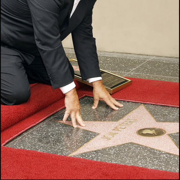 Jon Peters reçoit son étoile sur le Hollywood Walk of Fame le 1e mai 2007.