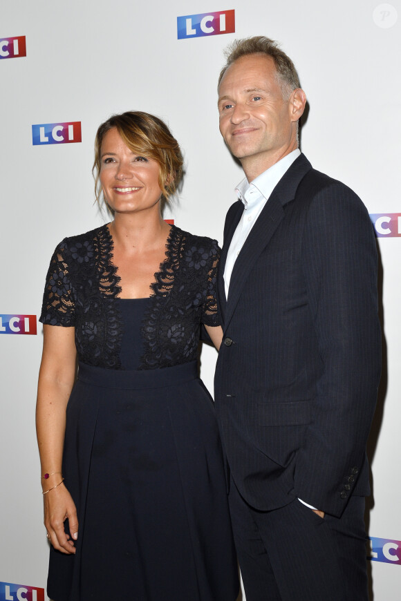 Pascale de La Tour du Pin et Fabien Namias lors du photocall de la conférence de rentrée de la chaine LCI à Boulogne Billancourt le 30 août 2017. © Coadic Guirec / Bestimage