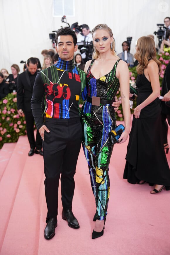 Sophie Turner et Joe Jonas à la 71ème édition du MET Gala sur le thème "Camp: Notes on Fashion" au Metropolitan Museum of Art à New York, le 6 mai 2019. En février 2020, il est révélé que le couple attend son premier enfant.
