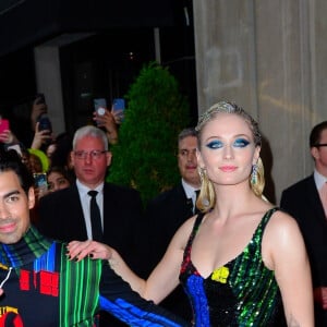 Sophie Turner et Joe Jonas à la 71ème édition du MET Gala sur le thème "Camp: Notes on Fashion" au Metropolitan Museum of Art à New York, le 6 mai 2019. En février 2020, il est révélé que le couple attend son premier enfant.