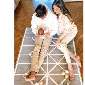 Florian Thauvin et Charlotte Pirroni annoncent la naissance de leur fils Alessio sur Instagram, le 13 février 2020.