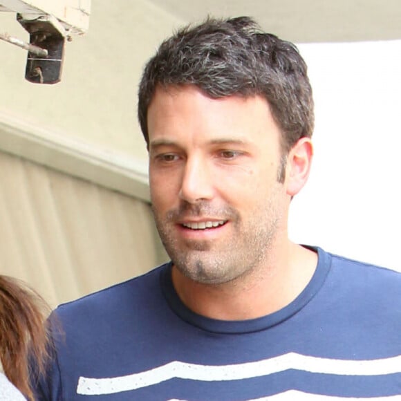 Ben Affleck et Jennifer se promènent dans les rues de Santa Monica le 13 juillet 2012.
