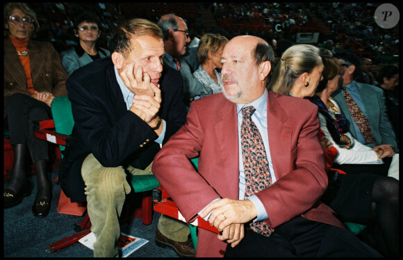 Patrick Poivre d'Arvor et Hervé Bourges à la finale du tournoi de Paris Bercy en 1992