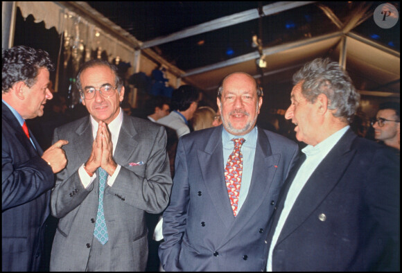 Jean-Pierre Elkabbach et Hervé Bourges lors de la soirée pour les 20 ans de l'émission Thalassa en 1995