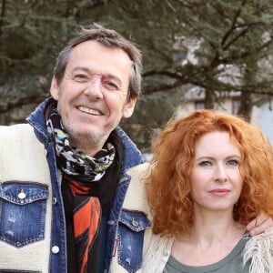 Jean-Luc Reichmann, Mathilde Lebrequier, Maïra Schmitt, et Alexandre Achddjian lors du photocall de la série "Léo Matteï, Brigade des mineurs" lors du 22ème Festival des créations télévisuelles de Luchon, France, le 7 février 2020. © Patrick Bernard/Bestimage