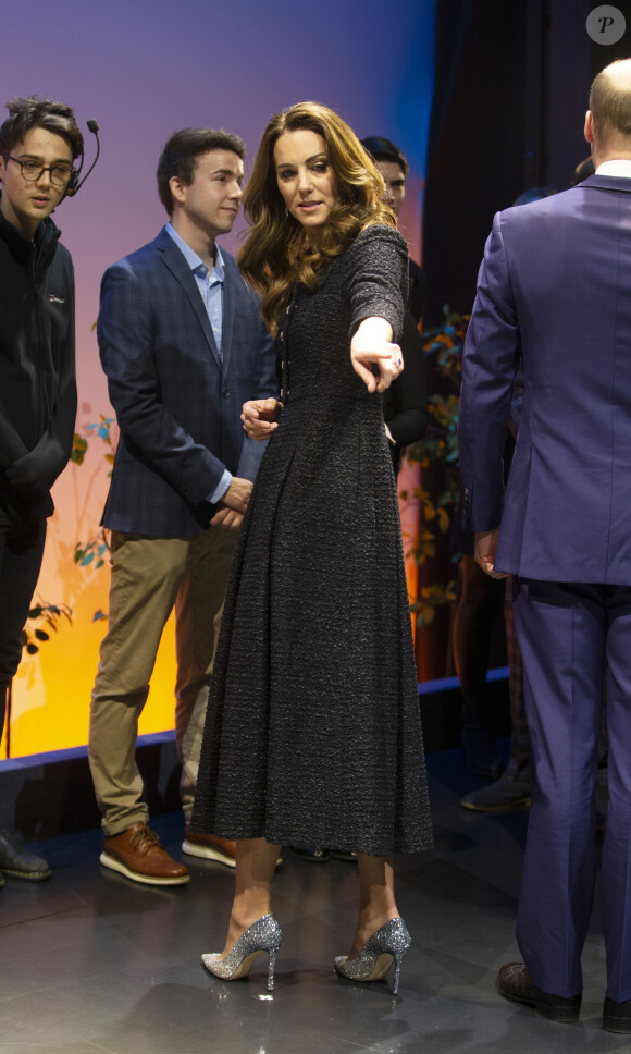 Le prince William, duc de Cambridge, et Kate Middleton, duchesse de Cambridge, assistent à la représentation de la comédie musicale "Dear Evan Hansen" au théâtre Noël Coward à Londres, le 25 février 2020.