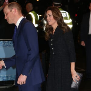 Le prince William, duc de Cambridge, et Kate Middleton, duchesse de Cambridge, assistent à la représentation de la comédie musicale "Dear Evan Hansen" au théâtre Noël Coward à Londres, le 25 février 2020.