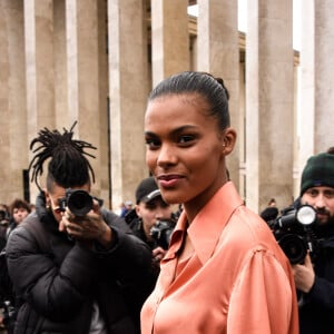 Tina Kunakey quitte le Palais de Tokyo à l'issue du défilé de mode Mugler, collection prêt-à-porter automne-hiver 2020/2021. Paris, le 26 février 2020. © Federico Pestellini / Panoramic / Bestimage