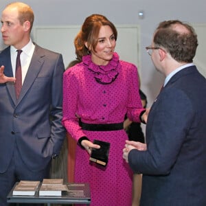 Le prince William, duc de Cambridge, et Kate Middleton, duchesse de Cambridge, reçus par le vice-Premier ministre de l'Irlande Simon Coveney lors de leur visite officielle à Dublin, le 4 mars 2020.