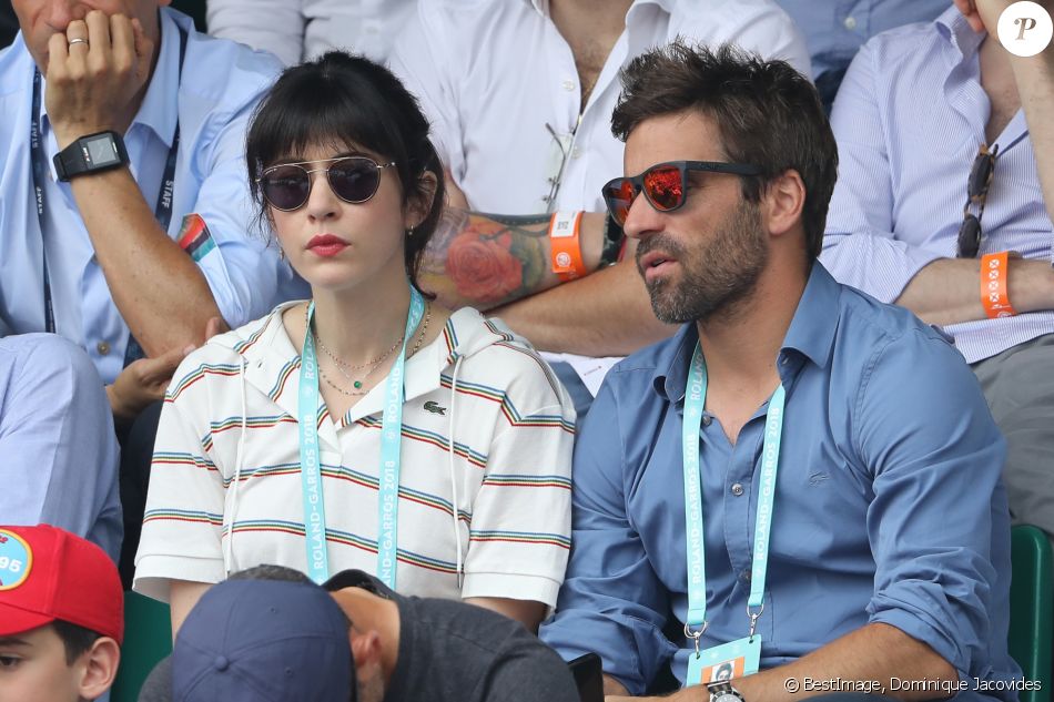 Nolwenn Leroy En Couple Nolwenn Leroy et son compagnon Arnaud Clément dans les tribunes des