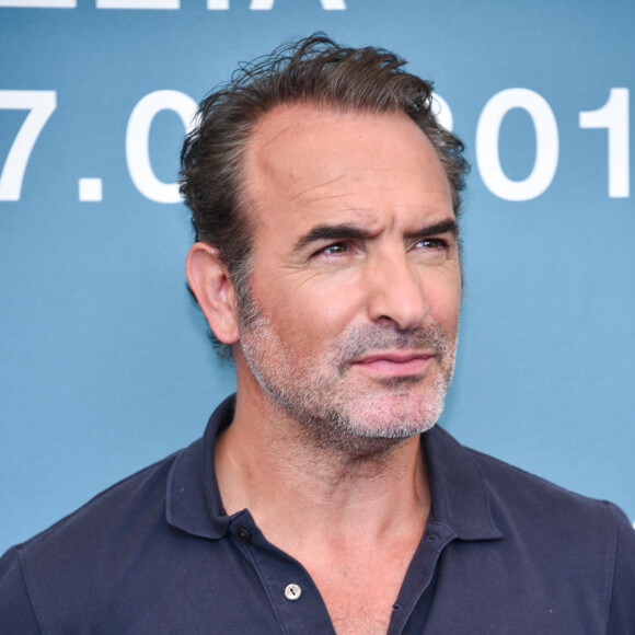 Jean Dujardin - Photocall du film "J'accuse" lors du 76e festival international du film, la Mostra. Le 30 août 2019.