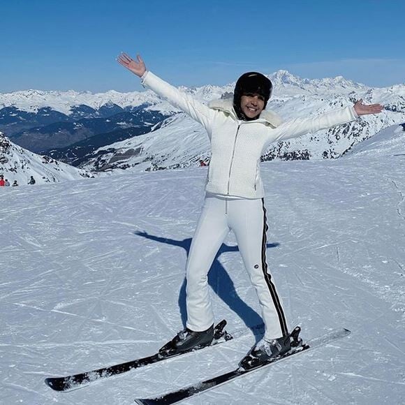 Cathy Guetta en vacances à Couchevel. Février 2020.