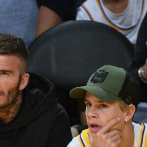 David Beckham et son fils Romeo assistent au match de NBA "Los Angeles Lakers vs Charlotte Hornets" au Staples Center. Los Angeles, le 27 octobre 2019.