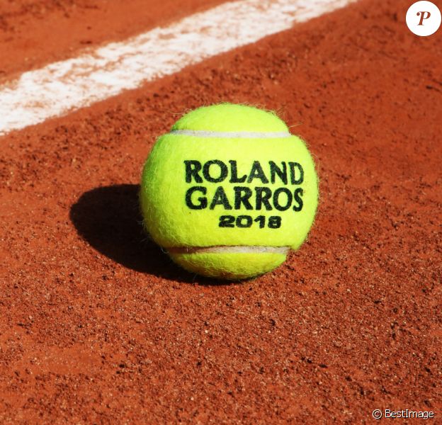 Roland-Garros reporté du 20 septembre au 4 octobre à cause du coronavirus. La décision a été annoncée le 17 mars 2020.