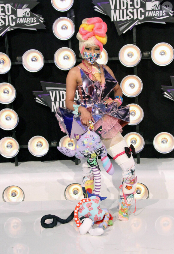 Nicki Minaj assiste aux MTV Video Music Awards 2011 à Los Angeles. Le 28 août 2011.