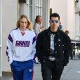 Joe Jonas et sa femme Sophie Turner enceinte font du shopping dans le quartier de Studio City à Los Angeles, le 2 mars 2020