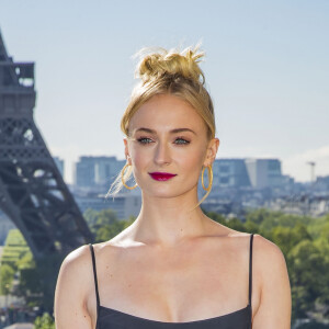 Sophie Turner au photocall de "X-Men: Dark Phoenix" sur l'esplanade du Trocadéro à Paris, le 26 avril 2019. © Olivier Borde/Bestimage