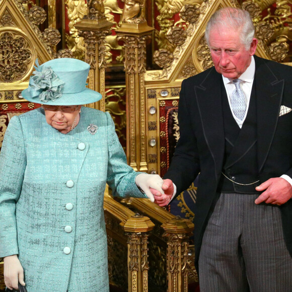 Le prince Charles, prince de Galles, la reine Elisabeth II d'Angleterre - Arrivée de la reine Elizabeth II et discours à l'ouverture officielle du Parlement à Londres le 19 décembre 2019.