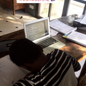 Surifel, le fils d'Emmanuelle Béart et Michaël Cohen sur Instagram, le 25 mars 2020.