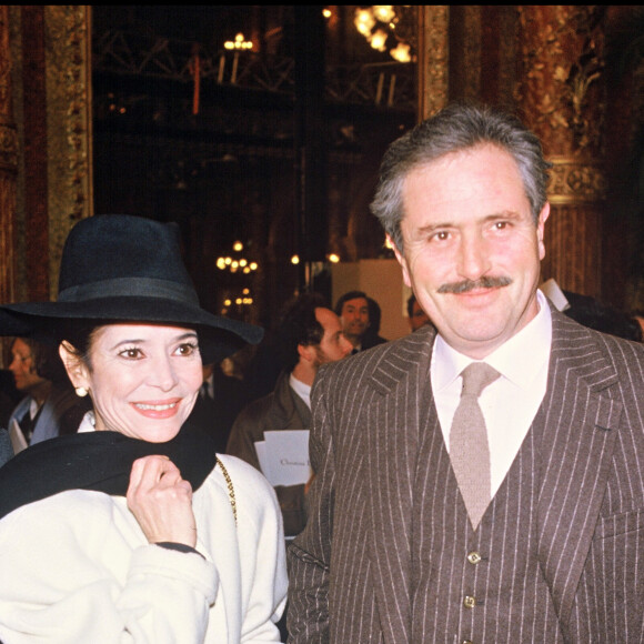 Victor Lanoux et Marie José Nat à Paris en 1986.